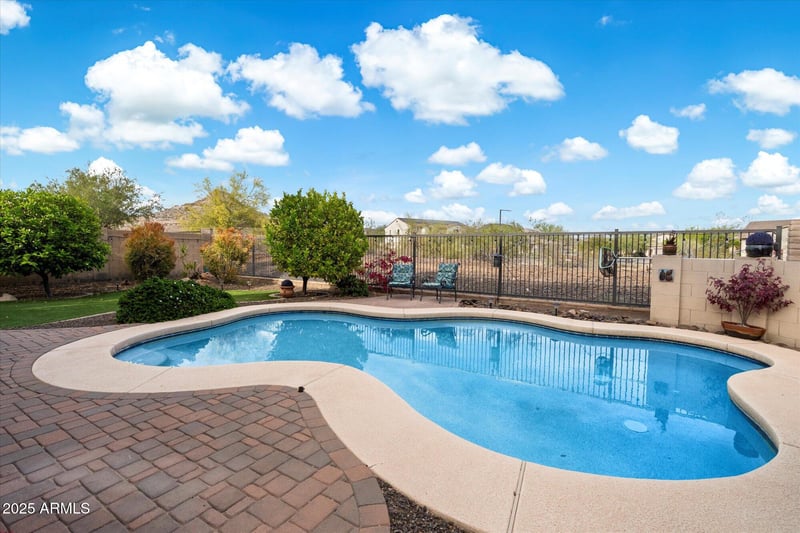 13648 Jesse Red Dr, Peoria, AZ 85383