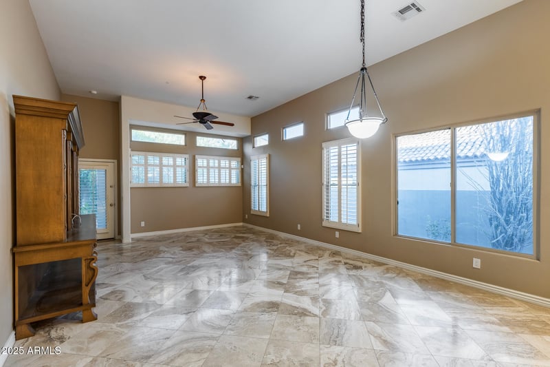 13648 Shaw Butte Dr, Scottsdale, AZ 85259
