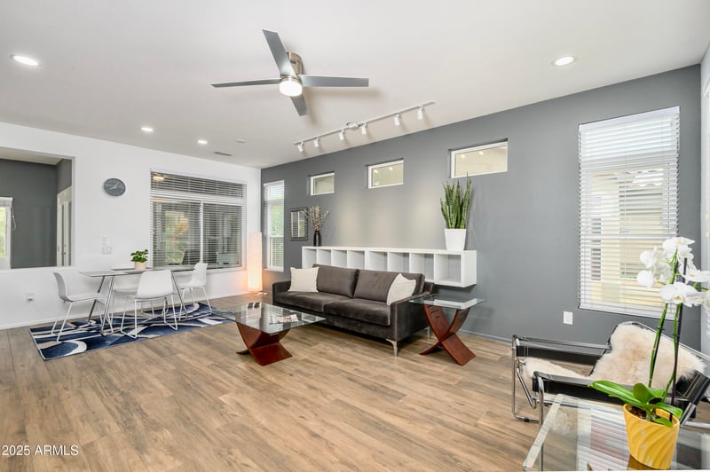 13648 Utica Dr, Sun City West, AZ 85375