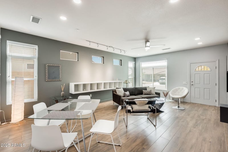 13648 Utica Dr, Sun City West, AZ 85375