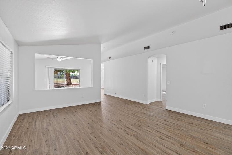 1365 Betsy Ln, Gilbert, AZ 85296