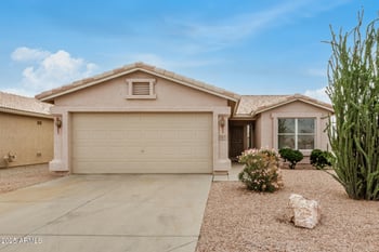 1365 Runaway Bay Dr, Chandler, AZ 85249