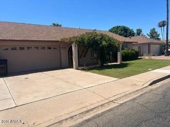 1365 W Meseto Ave, Mesa, AZ 85202