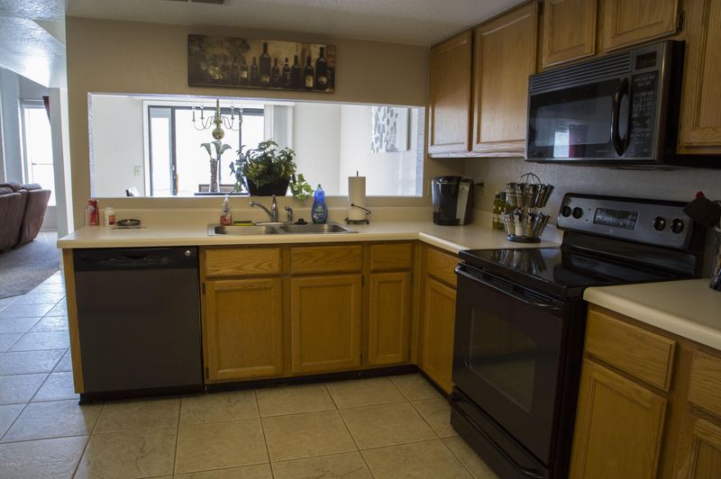 13654 S 41st Pl S, Phoenix, AZ 85044