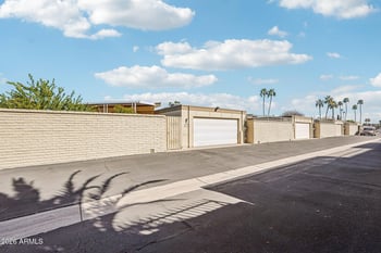 13655 108th Dr, Sun City, AZ 85351