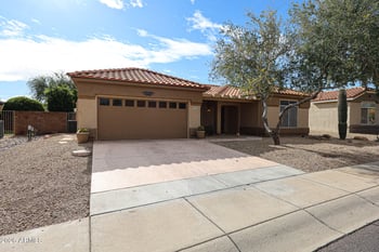 13665 W Antelope Dr, Sun City West, AZ 85375