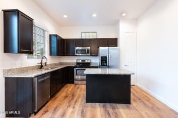 1367 Country Club Dr #1156, Mesa, AZ 85210