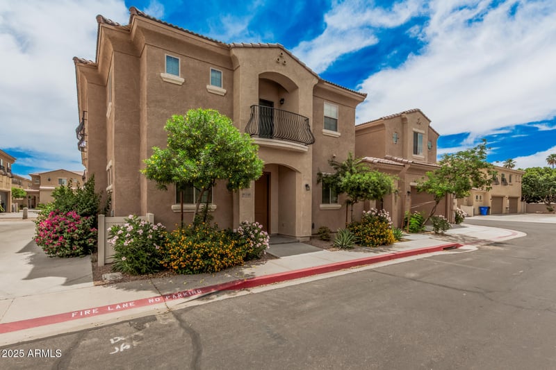 1367 Country Club Dr #1327, Mesa, AZ 85210