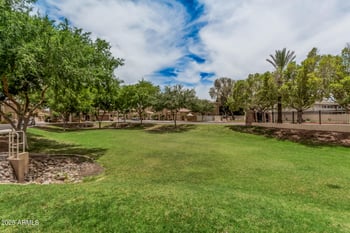 1367 Country Club Dr #1327, Mesa, AZ 85210
