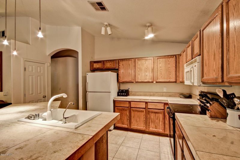 1367 E Washington Ave, Gilbert, AZ 85234