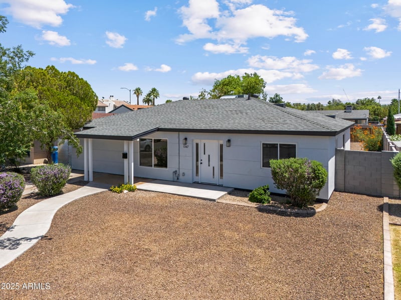 1367 Mitchell Dr, Phoenix, AZ 85014