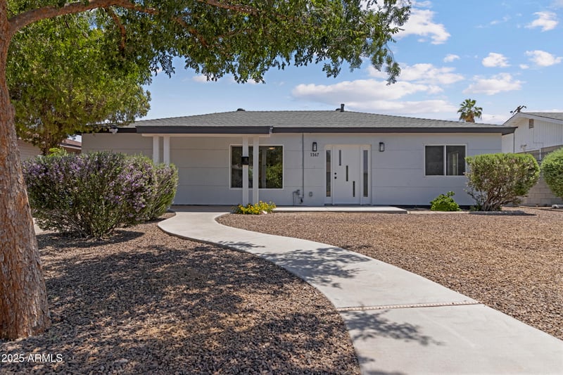 1367 Mitchell Dr, Phoenix, AZ 85014