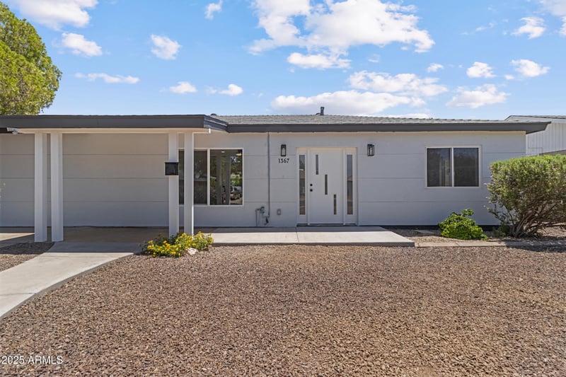 1367 Mitchell Dr, Phoenix, AZ 85014