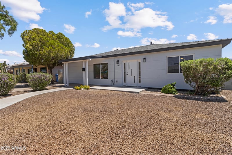 1367 Mitchell Dr, Phoenix, AZ 85014