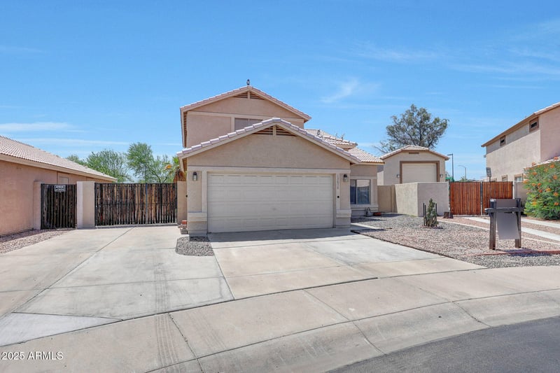 13676 73rd Dr, Peoria, AZ 85381