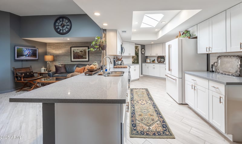 13679 108th Dr, Sun City, AZ 85351
