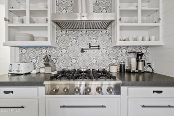 1368 Mulberry St, Gilbert, AZ 85296