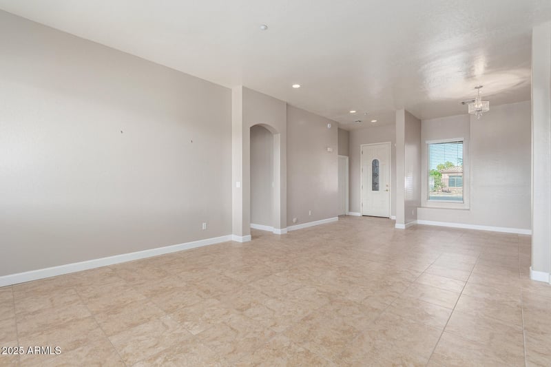 13681 Holly St, Goodyear, AZ 85395