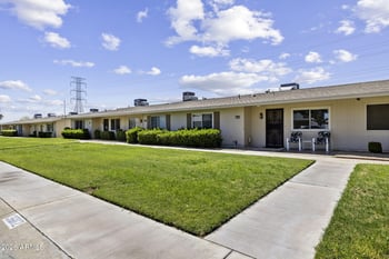 13682 Garden Court Dr, Sun City, AZ 85351