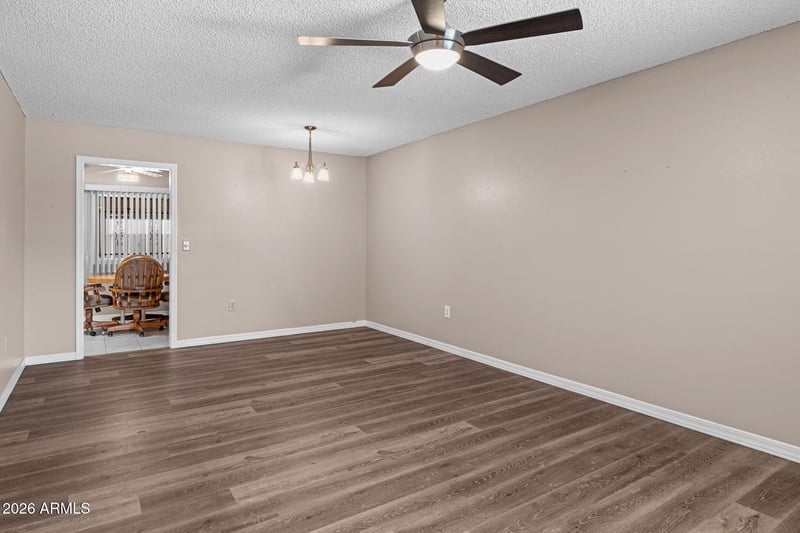 13682 Garden Court Dr, Sun City, AZ 85351