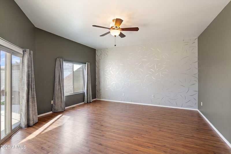 13685 108th Dr, Sun City, AZ 85351