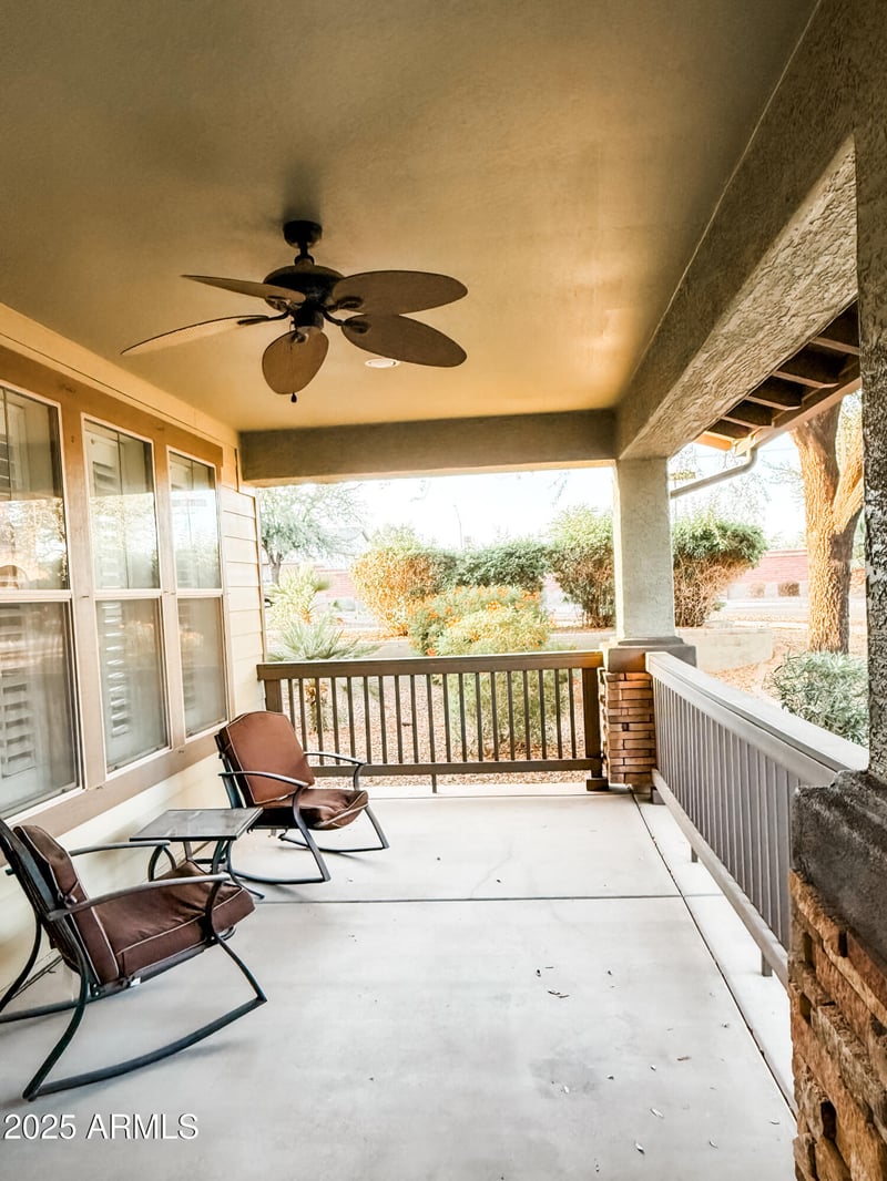 13686 151st Dr, Surprise, AZ 85379