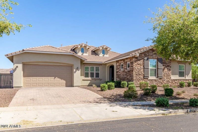 13695 148th Dr, Surprise, AZ 85379
