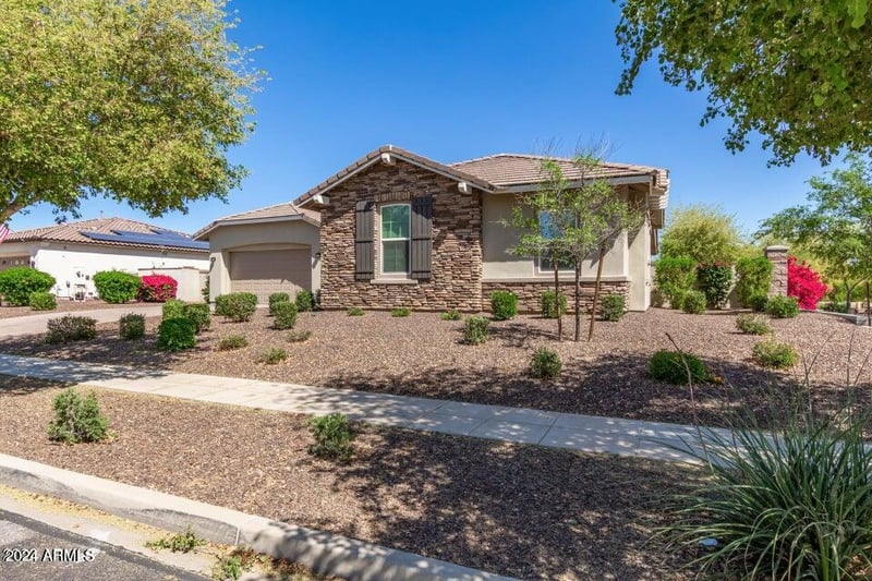 13695 148th Dr, Surprise, AZ 85379