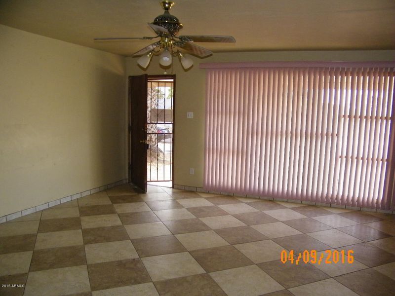 137 E Monte Way, Phoenix, AZ 85042