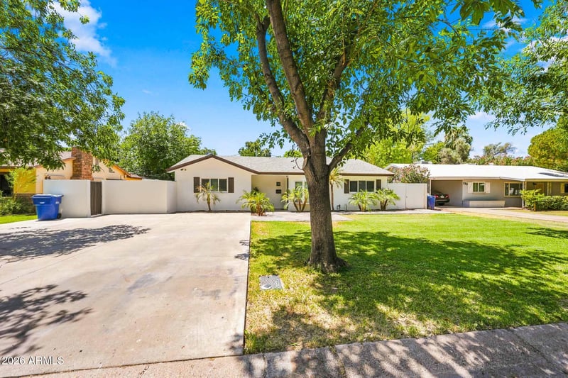 137 E Vista Del Cerro Dr, Tempe, AZ 85281