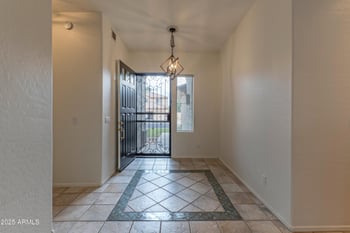 1370 Central Dr, Chandler, AZ 85286