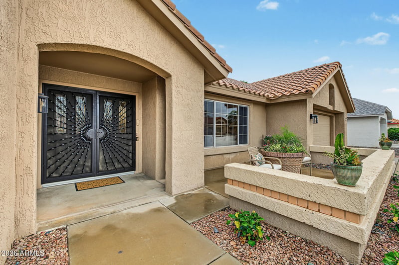 13706 W Sky Hawk Dr, Sun City West, AZ 85375