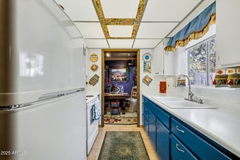 13709 98th Ave #D, Sun City, AZ 85351