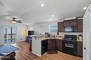 1371 4th Ave #145, Apache Junction, AZ 85119