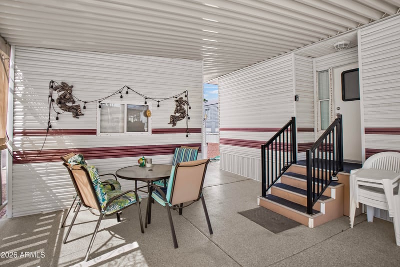 1371 4th Ave #85, Apache Junction, AZ 85119