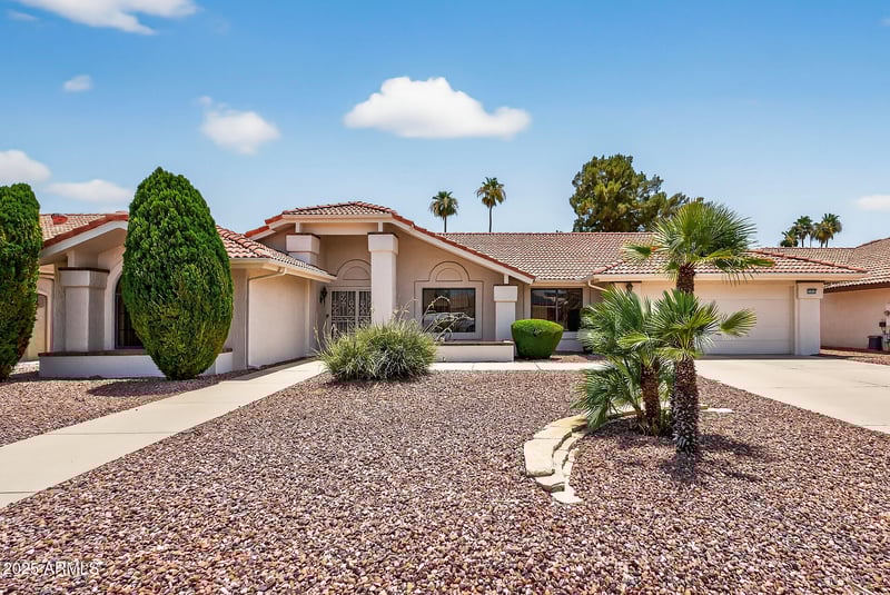 13711 Gable Hill Dr, Sun City West, AZ 85375