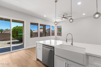 13711 Tara Ln, Surprise, AZ 85374