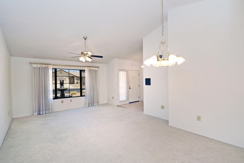 13711 W Terra Vista Dr, Sun City West, AZ 85375