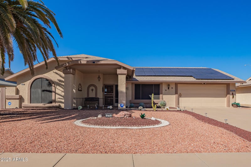 13718 Gable Hill Dr, Sun City West, AZ 85375