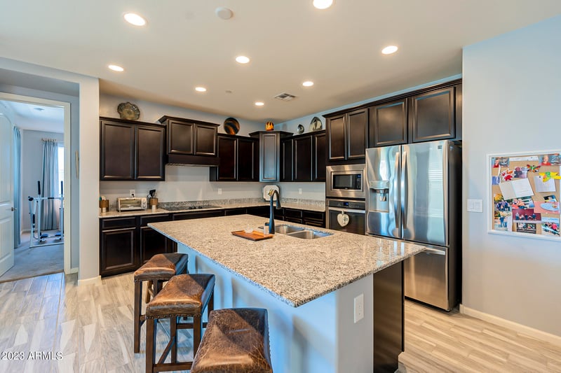 13719 Linanthus Rd, Peoria, AZ 85383