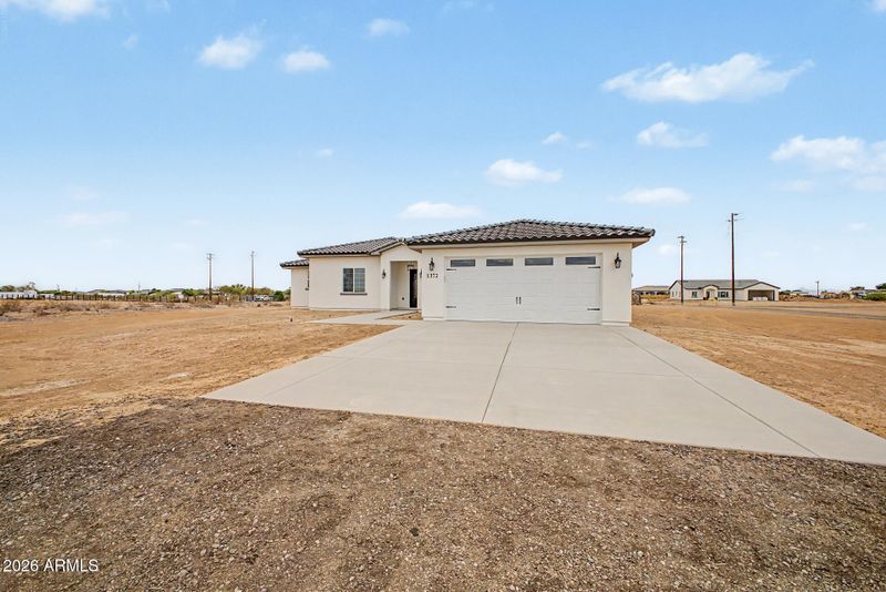 1372 N 372nd Dr, Tonopah, AZ 85354