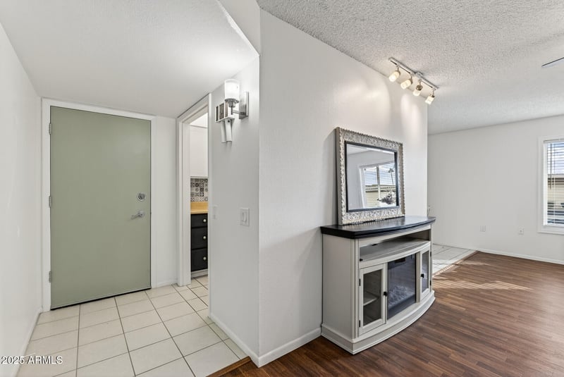 13721 98th Ave #C, Sun City, AZ 85351