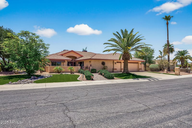 13725 Springdale Dr, Sun City West, AZ 85375