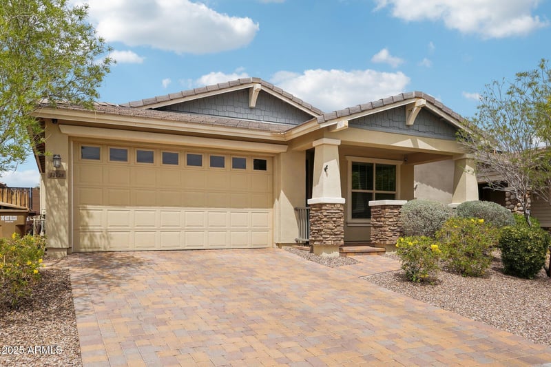 13728 Linanthus Rd, Peoria, AZ 85383