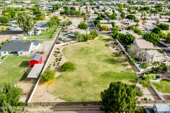 1373 Roadrunner Dr, Gilbert, AZ 85234