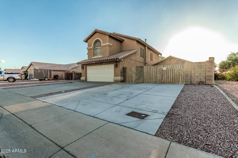 13734 80th Dr, Peoria, AZ 85381