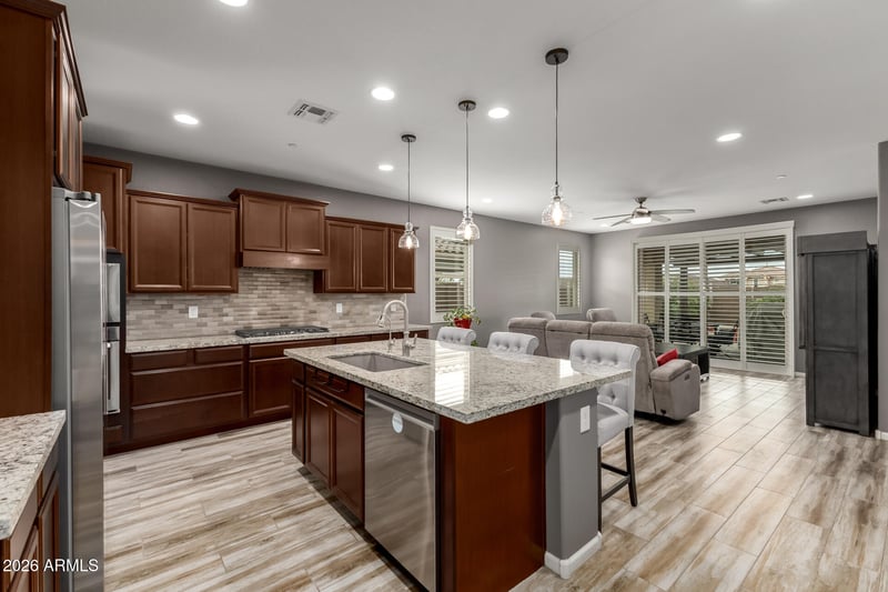 13735 Amaranth St, Peoria, AZ 85383