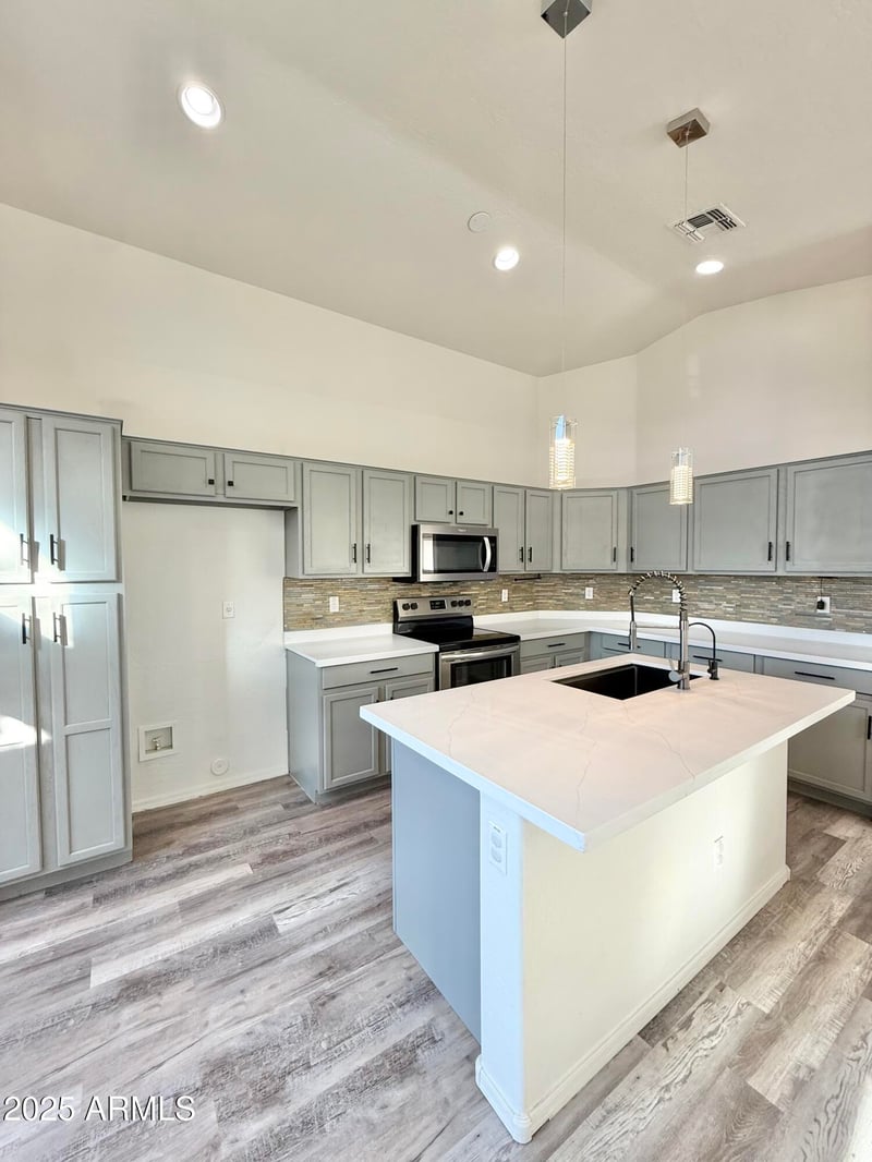 13737 Berridge Ln, Litchfield Park, AZ 85340