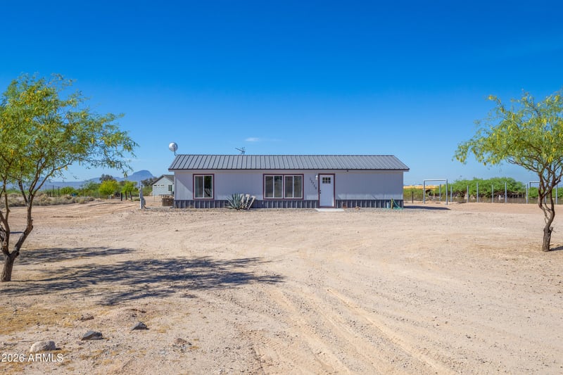 13738 S 337th Ln, Arlington, AZ 85322