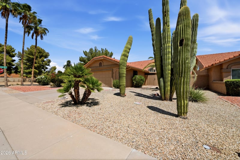 13747 Villa Ridge Dr, Sun City West, AZ 85375